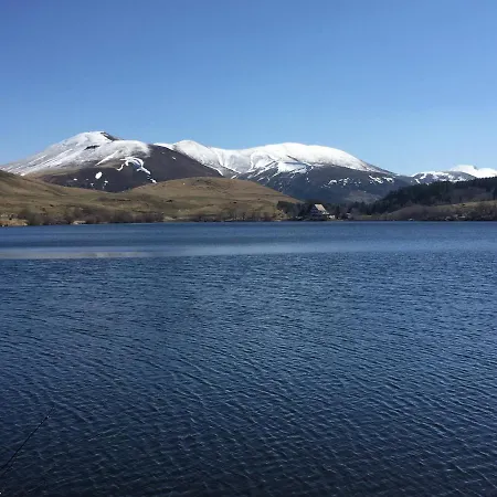 Renove Prive Proche De Toutes Commodites Et Loisirs, Place Parking Inclus * 라루브불