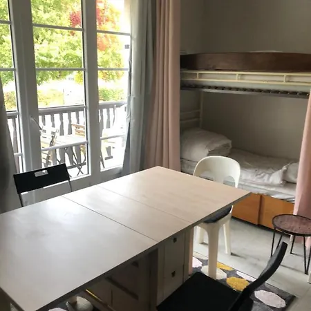 Apartman Renove Prive Proche De Toutes Commodites Et Loisirs, Place Parking Inclus