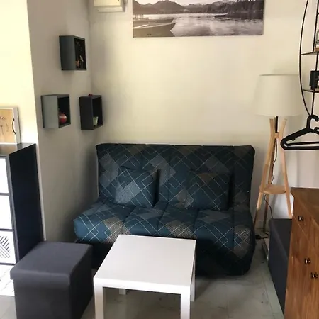 Apartman Renove Prive Proche De Toutes Commodites Et Loisirs, Place Parking Inclus *