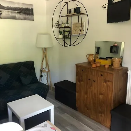 아파트 Renove Prive Proche De Toutes Commodites Et Loisirs, Place Parking Inclus 라루브불