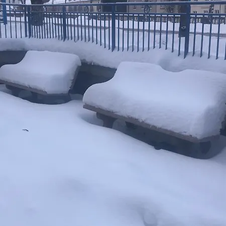 Renove Prive Proche De Toutes Commodites Et Loisirs, Place Parking Inclus *