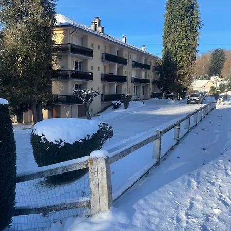 Renove Prive Proche De Toutes Commodites Et Loisirs, Place Parking Inclus